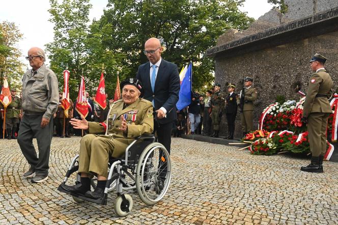 Uroczystości w hołdzie ludności cywilnej Woli