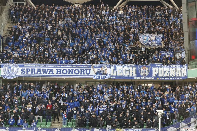 Legia Warszawa - Lech Poznań: Zdjęcia kibiców z klasyku i 13. kolejki PKO BP Ekstraklasy