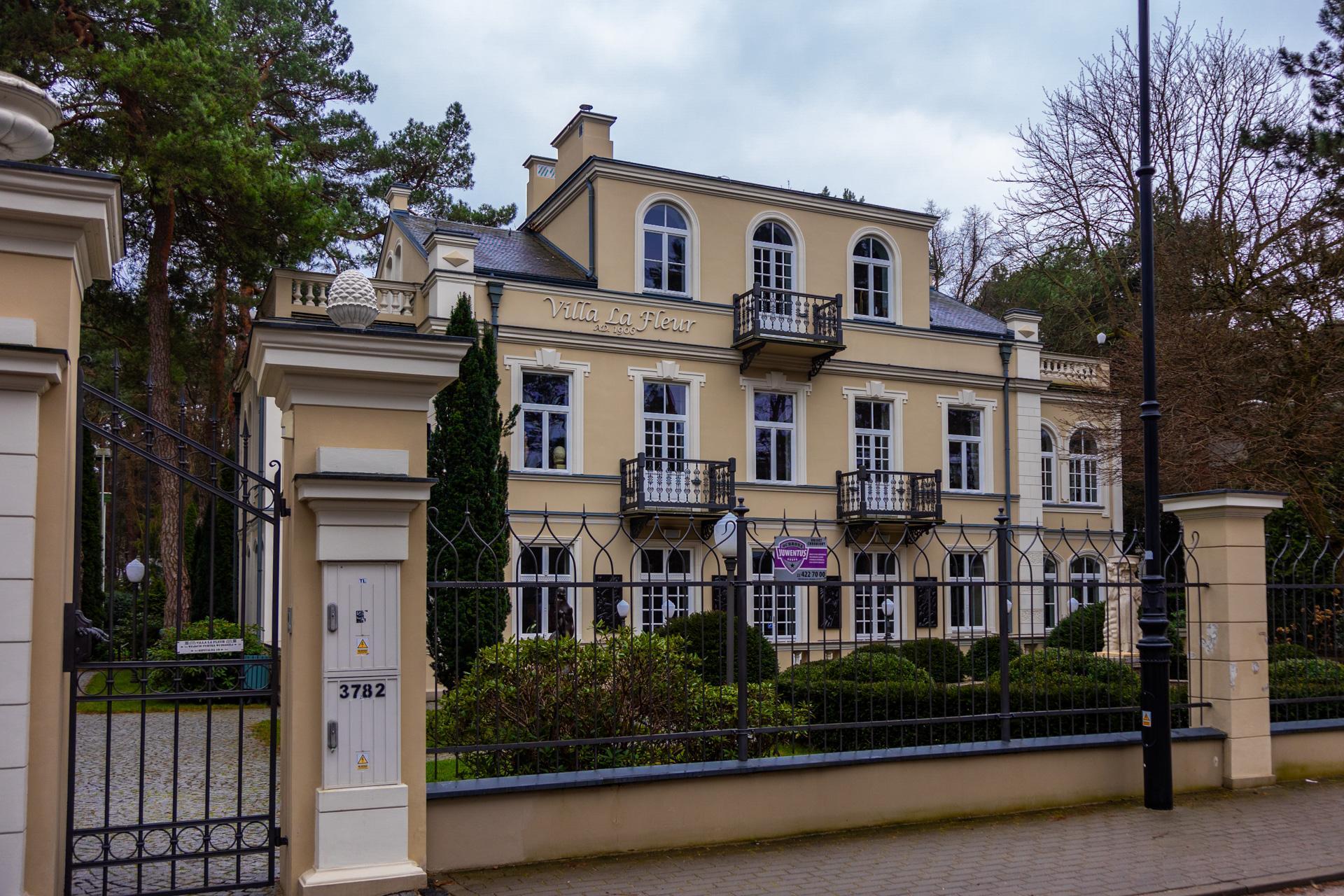 Konstancin-Jeziorna. Zabytkowe wille odzyskują dawny blask - zobacz wyremontowane rezydencje