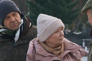 Barwy szczęścia odc. 2818: Basia (Sławomira Łozińska), Zdzisio (Zbigniew Buczkowski), Borys (Jakub Wieczorek)