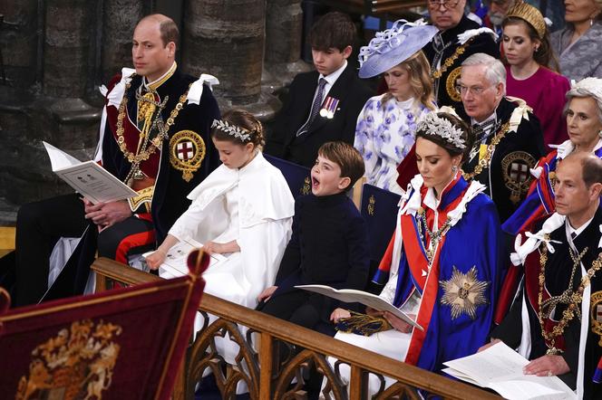 Księżniczka Charlotte i książę Louis na koronacji króla Karola III