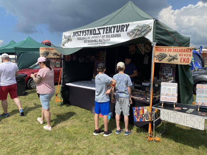 Rodzinny Piknik Lotniczy w Gryźlinach 2025