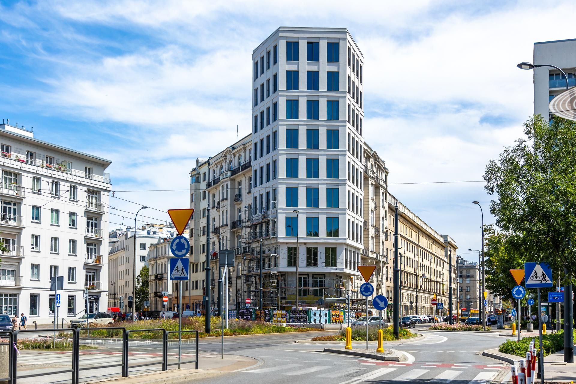 Dawny „szkieletor” przy placu Politechniki 4 w Warszawie