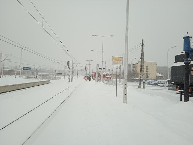 Opóźnienia kursów pociągów w Świętokrzyskiem