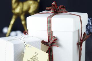 Pakowanie prezentów na Boże Narodzenie
