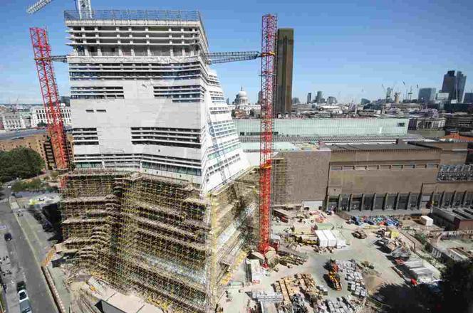 Tate Modern w Londynie, plac budowy, 2015 