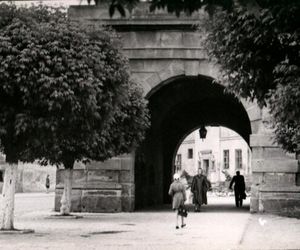 Brama Lwowska w Zamościu na starych zdjęciach