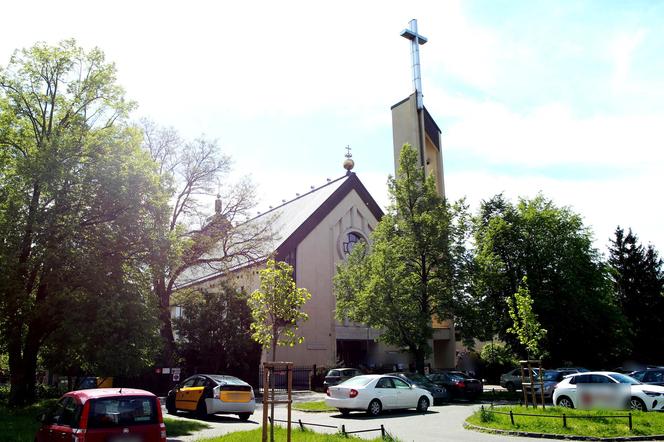 Proboszcz z Bródna zatrzymany przez CBA. W tle wielkie pieniądze. Parafianie są w szoku