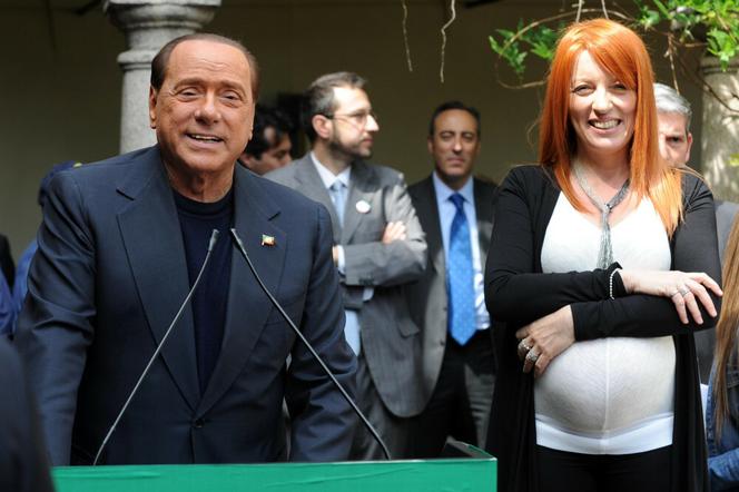 Silvio Berlusconi z kobietami