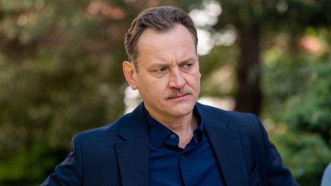 Barwy szczęścia odc. 3238. Robert Stefaniak (Paweł Ławrynowicz),