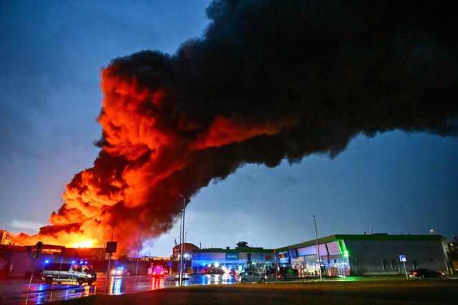 Pożar hali w Mińsku Mazowieckim