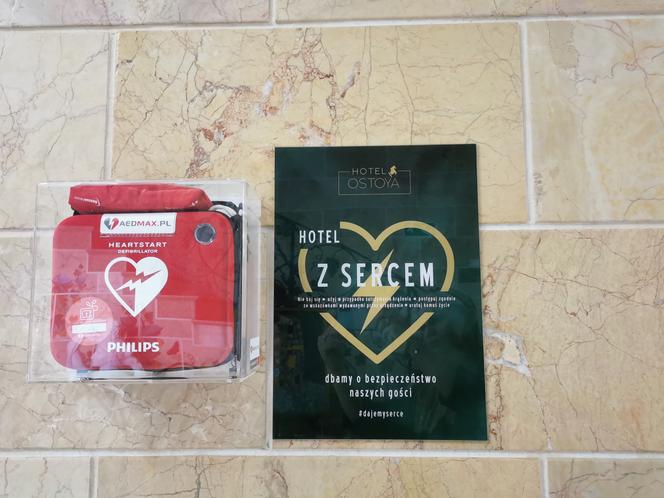 Tu zorganizujesz wesele i spotkanie biznesowe. Zielony Kompleks Dwór OSTOYA to miejsce z wieloma walorami