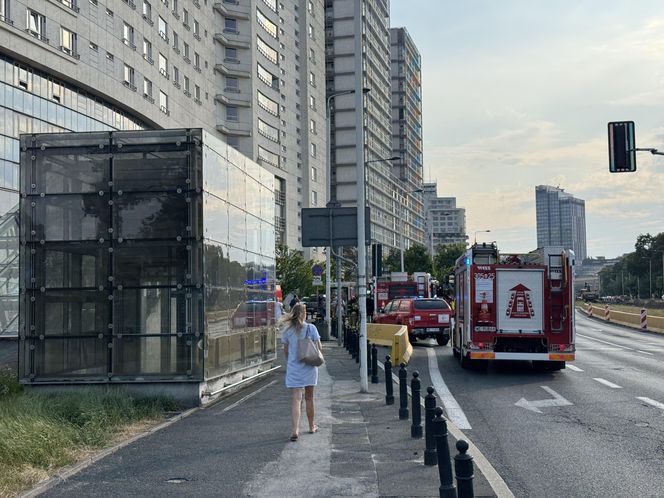 Metro znowu nie działa. Długi odcinek linii M1 wyłączony z ruchu