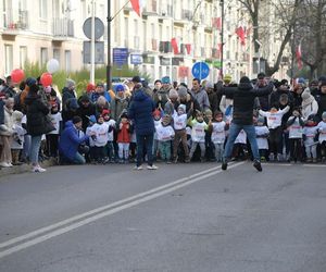 Mali i duzi pobiegli dla Polski! Druga edycja Ulicznych Biegów Niepodległości