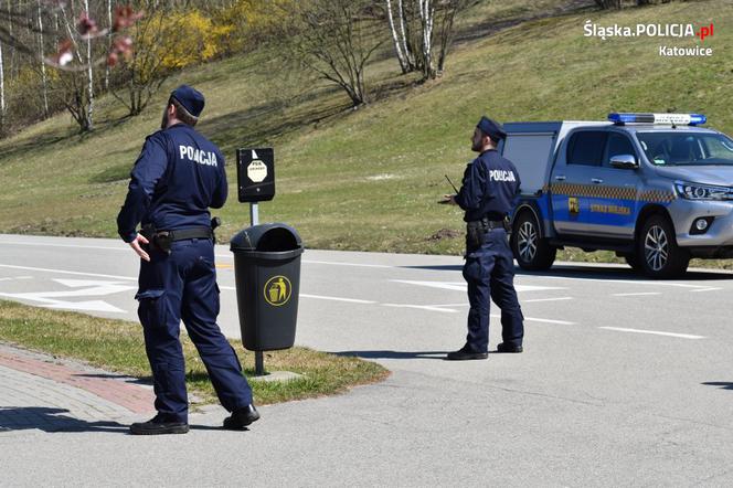 Nowa broń katowickiej policji w walce z nielegalnymi spacerowiczami [ZDJĘCIA]
