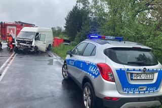Śmiertelny wypadek na trasie Zapałów-Wólka Zapałowska! 21-latek nie żyje. Do wypadku doprowadził kierowca busa? [ZDJĘCIA]