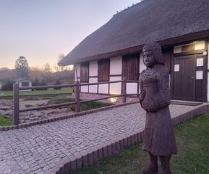 Tajemnicze miejsce na mapie Pomorza. Czym jest Osada Łowców Fok?