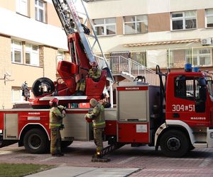 Strażacy z woj. lubelskiego odwiedzili pacjentów Uniwersyteckiego Szpitala Dziecięcego w Lublinie