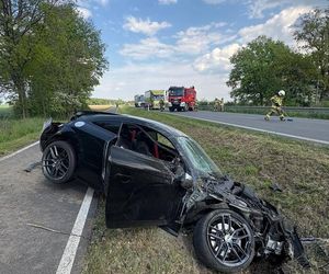 Audi dachowało przy DK12. Wina kierowcy ciężarówki