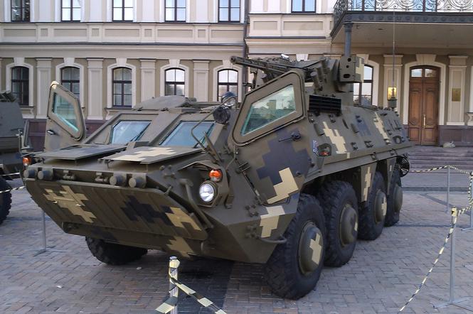 Transporter opancerzony BTR-4E