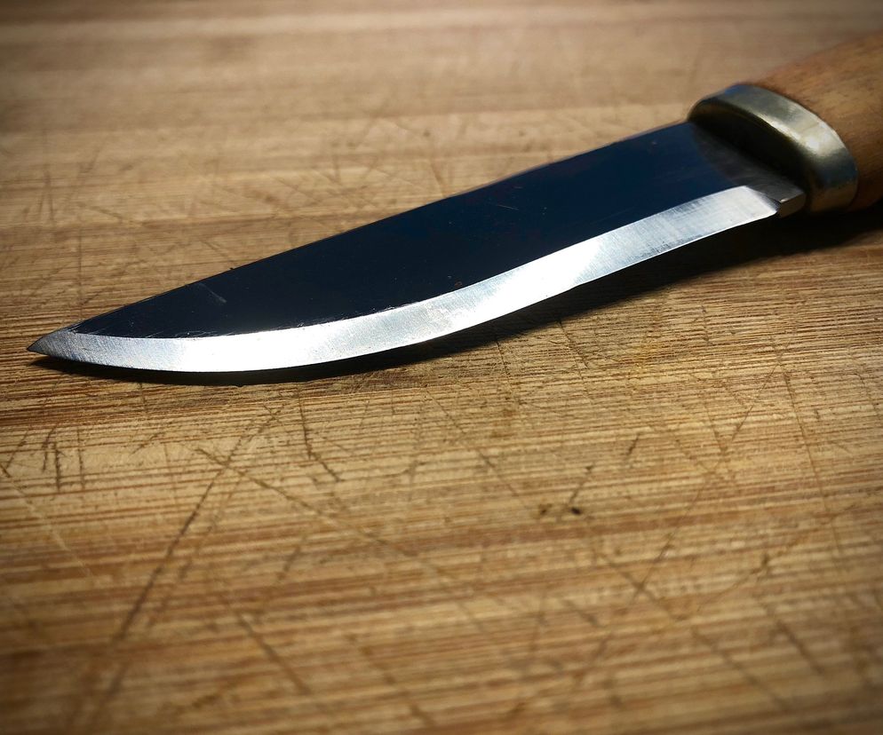 Kraków: Ugodził mężczyznę nożem i uciekł. 