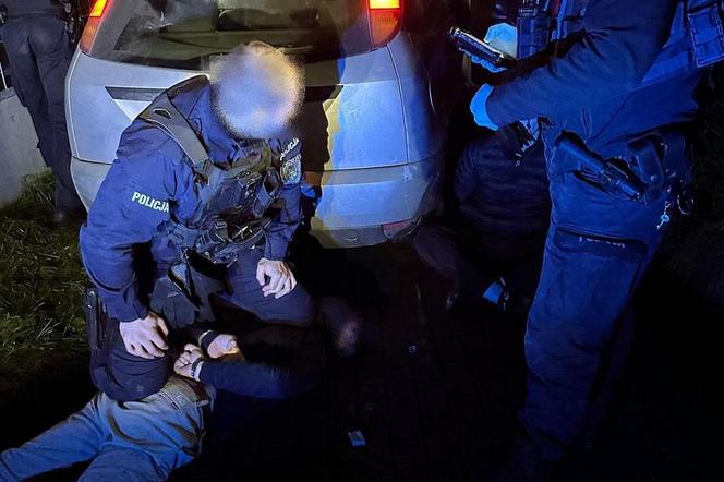 Tarnowscy policjanci ścigali szarżującego kierowcę forda