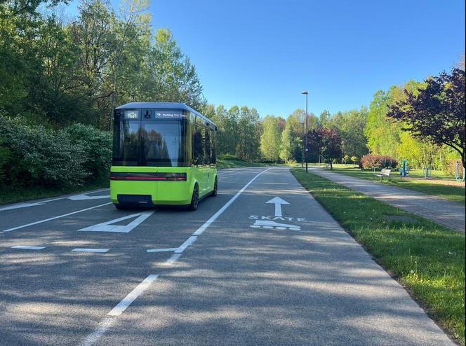 Minibus autonomiczny Blees-BB1