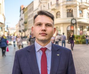 Liderzy polityczni. Sławomir Mentzen głosował w Toruniu