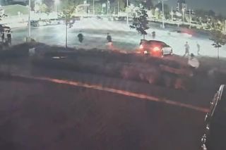 Szaleńcza noc na targowisku w Piasecznie. Zrobili z placu tor do driftu. Jednego nie przewidzieli