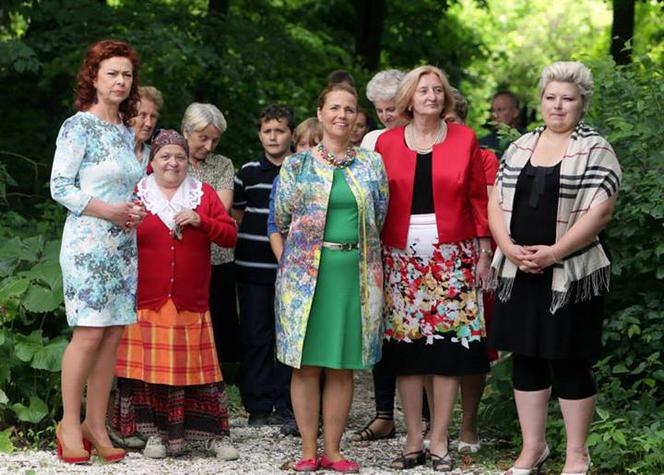 Ranczo 8 sezon ostatni odcinek 104. Lodzia (Magdalena Kuta), babka (Grażyna Zielińska), dyrektorka Wiesława Oleś (Ewa Kuryło) - za kulisami serialu