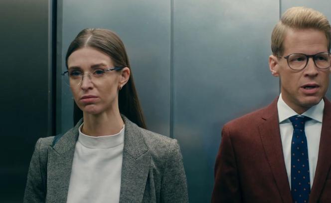 BrzydUla 2, odcinek 196. Ula (Julia Kamińska), Sebastian (Łukasz Garlicki)