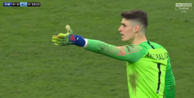 Ale jaja w Anglii! Trener chciał zmienić bramkarza. Ten odmówił zejścia z boiska [WIDEO]