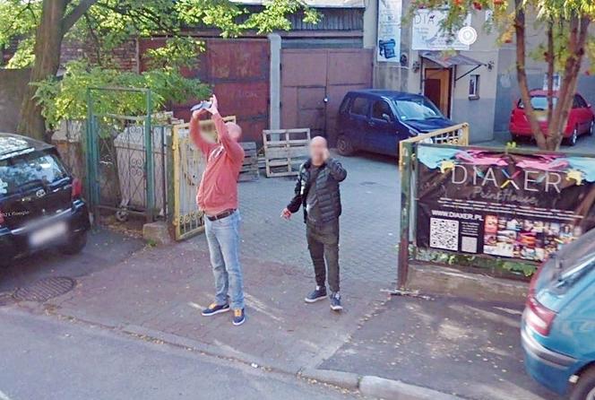 Dziwne zdjęcia z Google Street View w Polsce