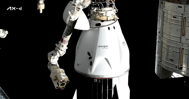 Sławosz Uznański-Wiśniewski