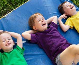 Ma trzech synów, nadała im te same imiona. Mówią, że oszalałam”