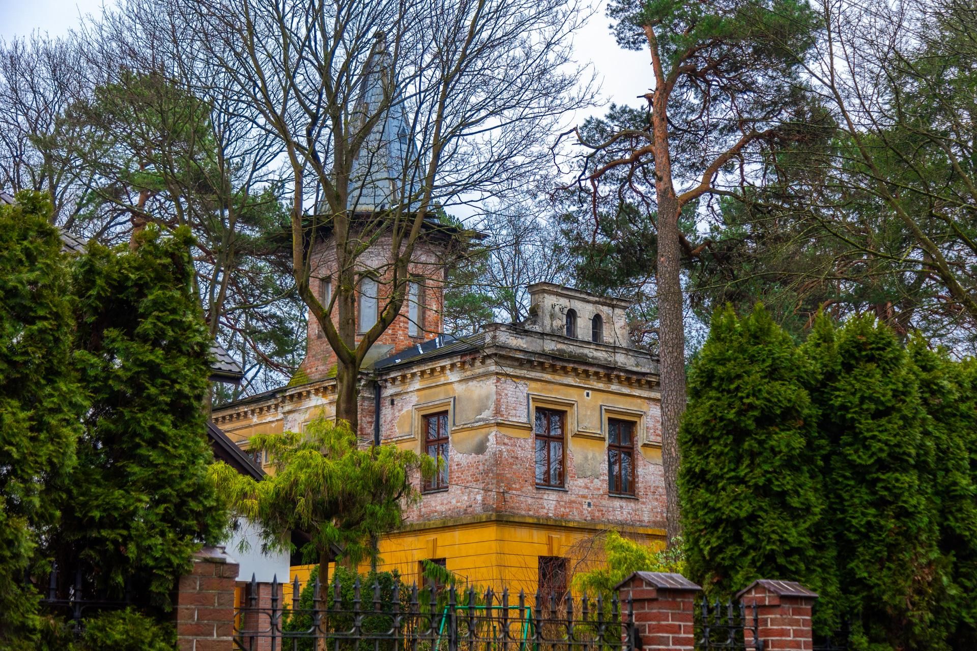 Willa Pod Wieżą, ul. Żeromskiego 7, Konstancin-Jeziorna