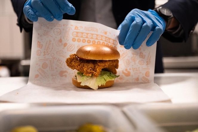 Otwarcie Popeyes w Galerii Katowickiej. Tak restauracja wygląda od środka
