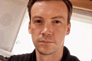 M jak miłość na planie. Jakub Karski (Krzysztof Kwiatkowski)