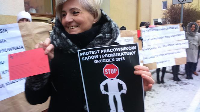 Protest przed prokuraturą w Toruniu - 20 grudnia