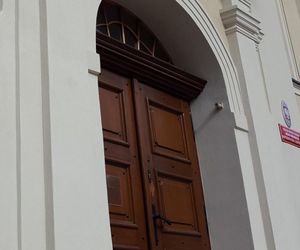 Zabytkowe drzwi ratusza w Lesznie w renowacji [ZDJĘCIA]