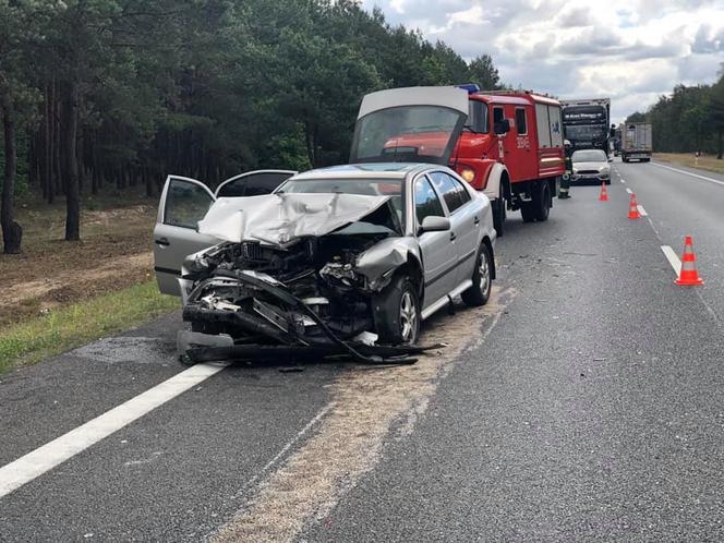 Zderzenie trzech aut na trasie Bydgoszcz - Toruń