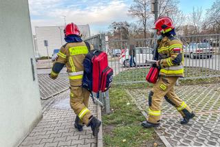Koszmarny wypadek w Oleśnicy. Mężczyzna spadł ze schodów, zginął na miejscu