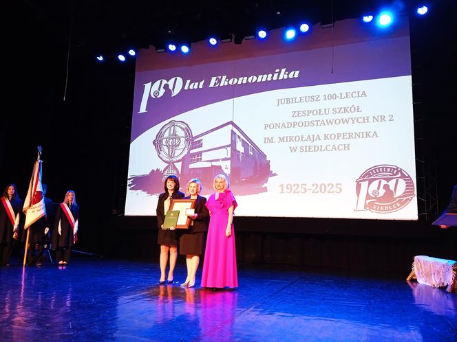 Ekonomik ma już 100 lat