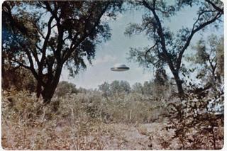 UFO/UAP w zbiorach Archiwów Narodowych USA