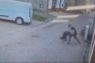 Skatował ją przy dziecku, a oni tylko się przyglądali