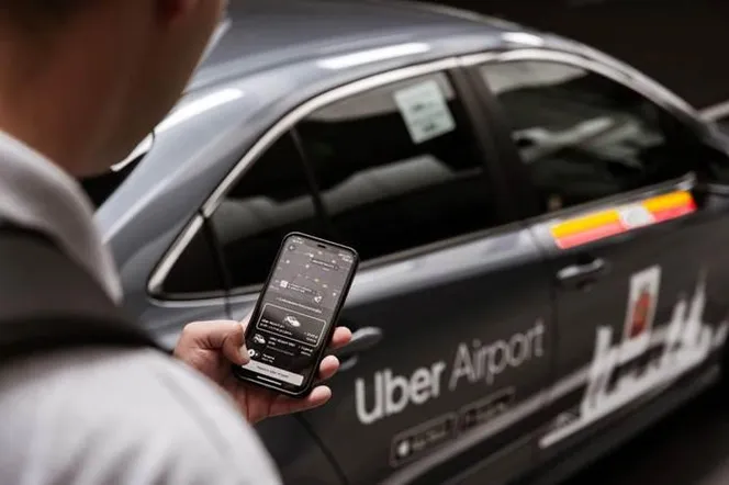Mikrofony i kamery w samochodach. Uber: Sprawdzamy taką możliwość