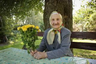 107-letnia Marianna Błaziak: Ścigam się z jabłonką, która z nas dłużej pożyje