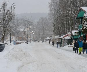 To malownicze uzdrowisko pokonało Zakopane. Turyści oszaleli na jego punkcie!