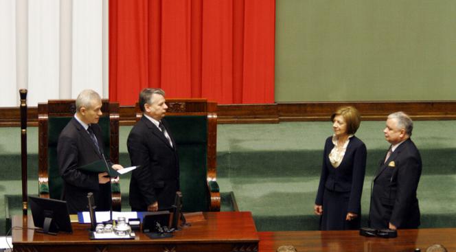 Wzruszające wspomnienie o Lechu Kaczyńskim. Tak wyglądało jego zaprzysiężenie na urząd Prezydenta RP 23 grudnia 2005 roku