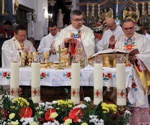 Nowy biskup diecezji łowickiej. W uroczystości wzięło udział wielu gości